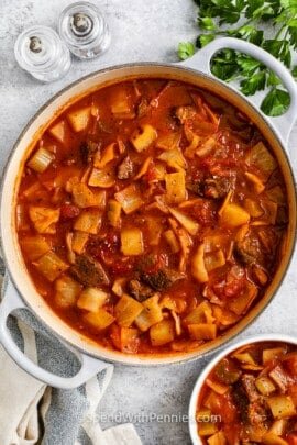 pot of healthy Beef Cabbage Soup